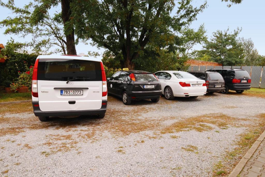 Expres Atack Penzion Brno Luaran gambar